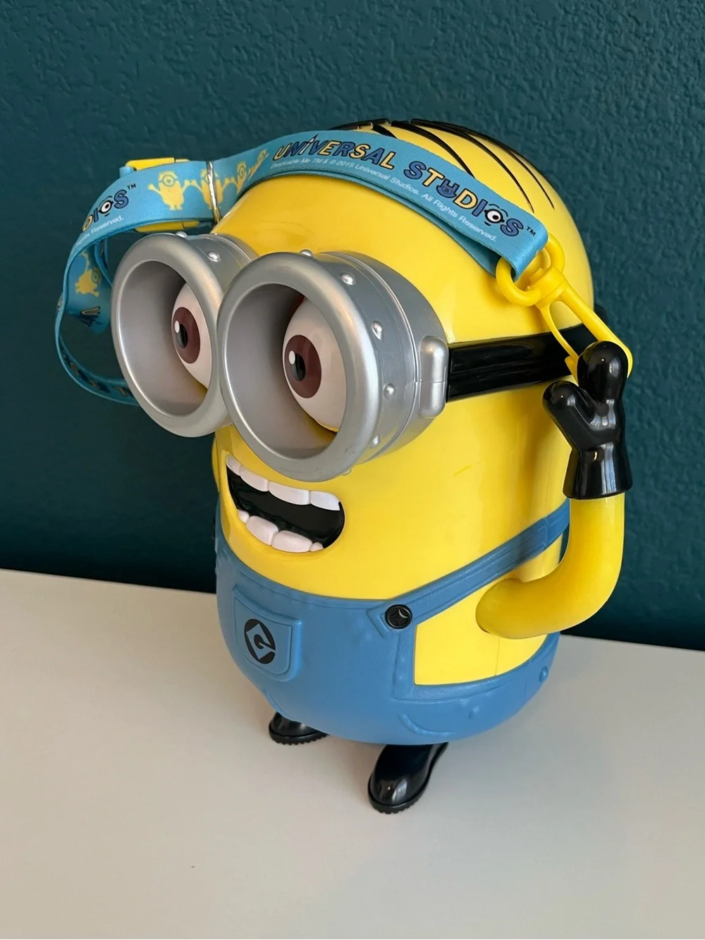 Minion King Bob Despicable Me Popcorn Bucket Universal Studios (New)